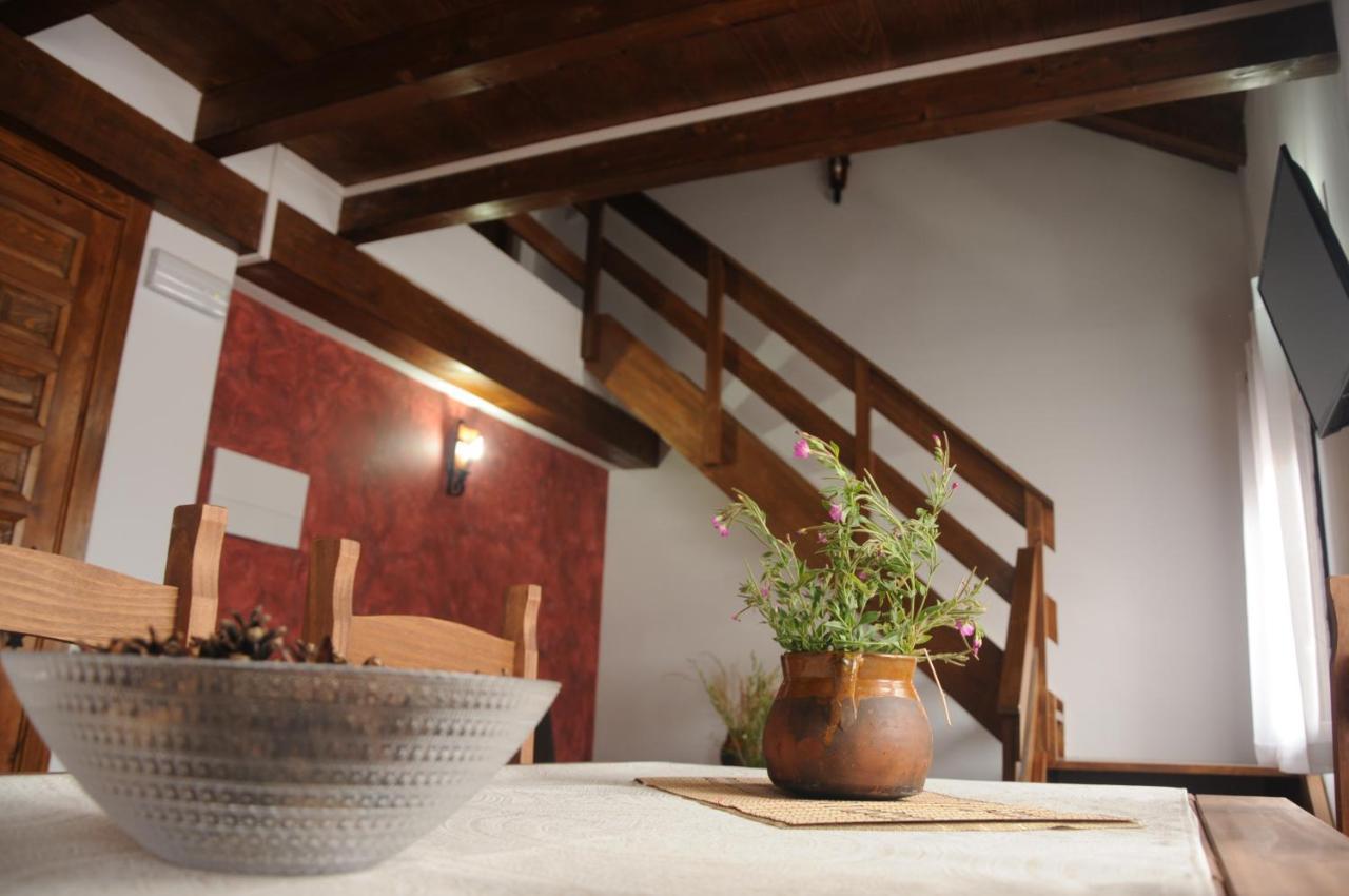 El Vasallo 2 Tragacete Dış mekan fotoğraf
